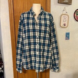 Old Navy Men's Teal and White Plaid Shirt